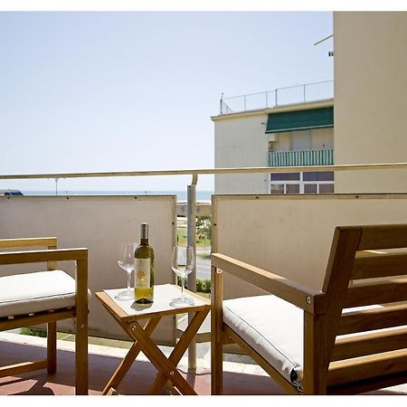 Casa Gorgone, Seafront Flat! Apartment Viareggio Exterior photo