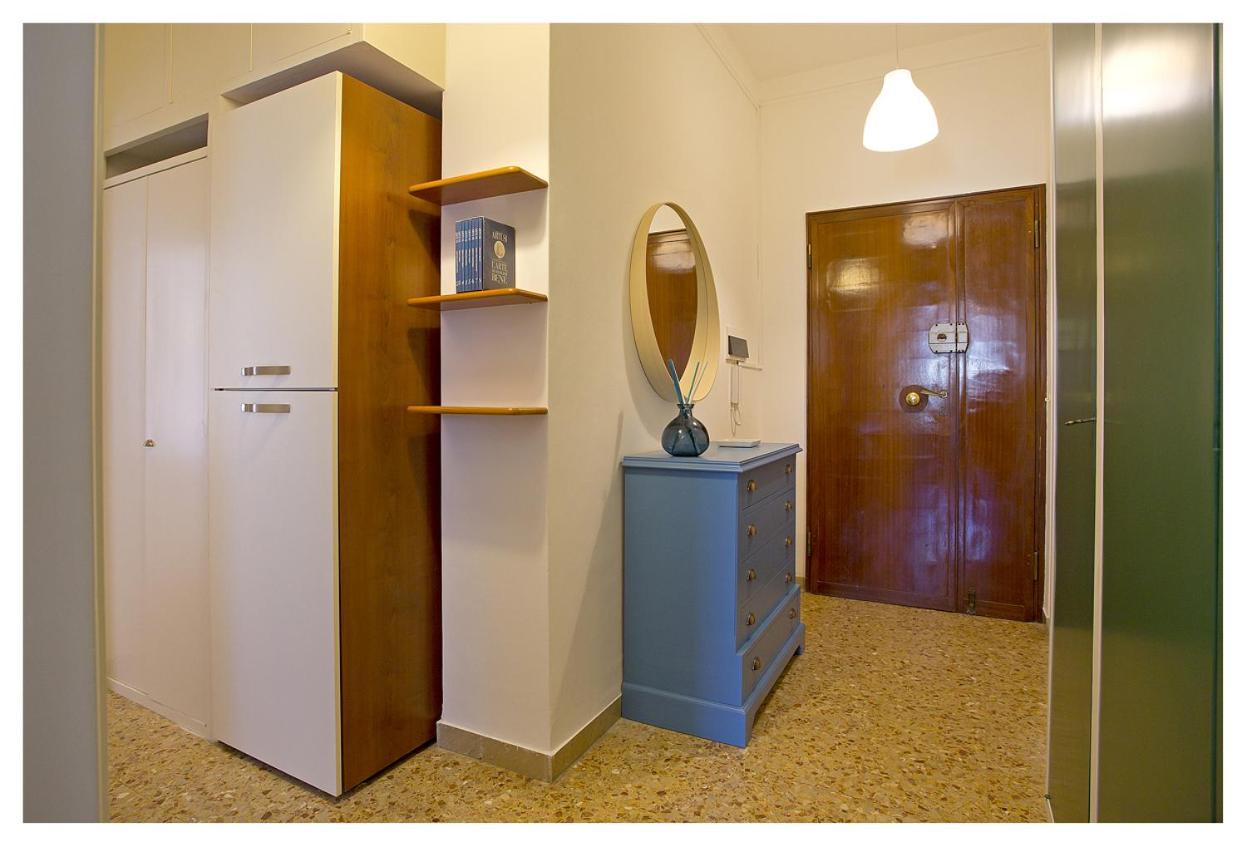 Casa Gorgone, Seafront Flat! Apartment Viareggio Exterior photo